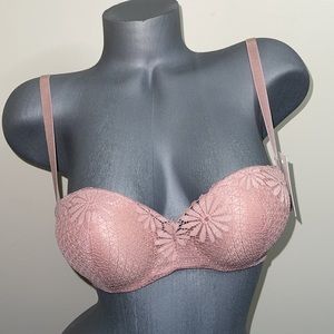 Super Push Up Extreme Padded Maximum Lift Lace Multi-way Strapless Bra.